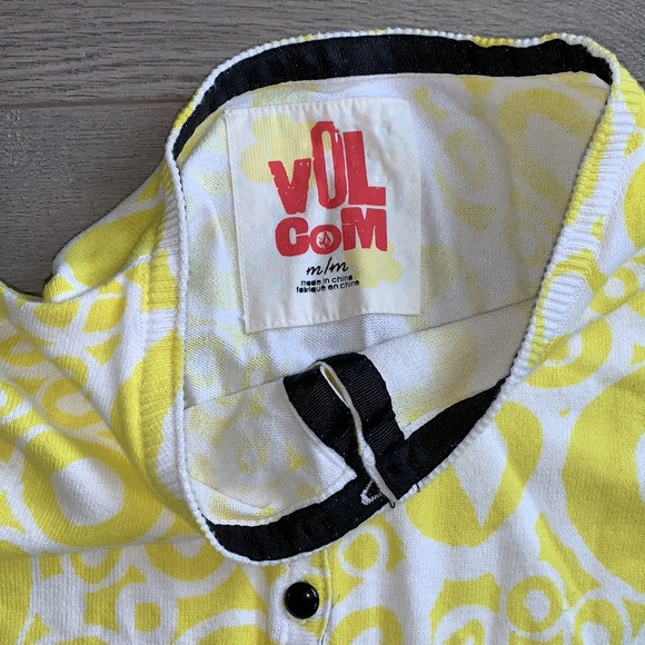Volcom Yellow and White Cardigan Medium - Picture 2 of 7